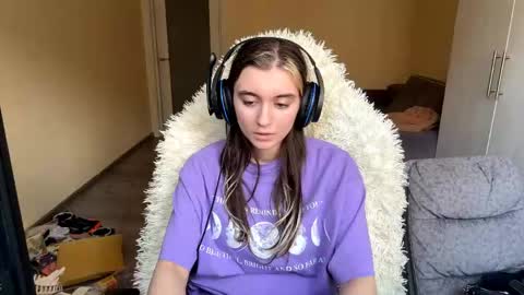 Elena online show from April 14, 8:36 am