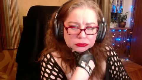 miss Tress online show from September 17, 6:39 pm