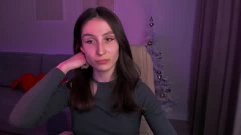 Hazel online show from February 16, 10:10 pm