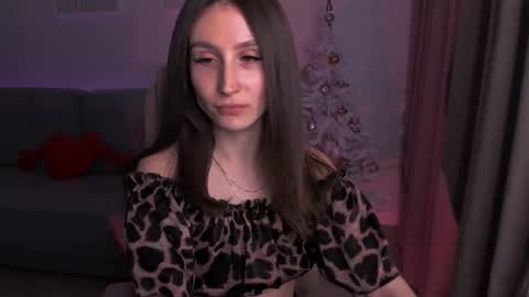 Hazel online show from January 15, 1:02 am