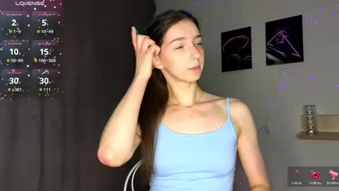 Hello My name is Helene NTMU  Finger up if u like what u see online show from April 19, 2:06 pm