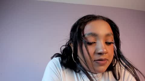 Snapshot of nova_swan chatting on December 18, 7:30 pm NOVA online show from December 18, 7:30 pm