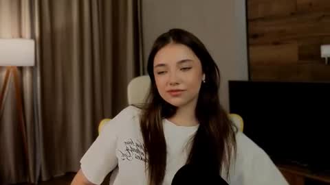 Rachel online show from June 26, 7:48 pm