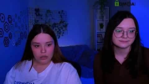 Mira online show from April 27, 2:03 pm