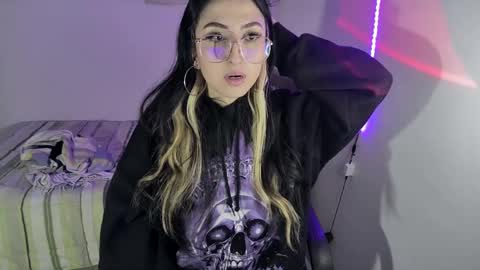 Frida online show from February 11, 9:09 am