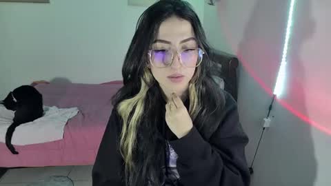 Frida online show from February 6, 7:13 am