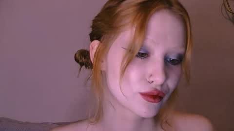 nyra_thira online show from November 14, 3:01 pm