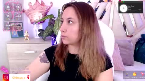 Alex   .    online show from September 29, 9:31 pm