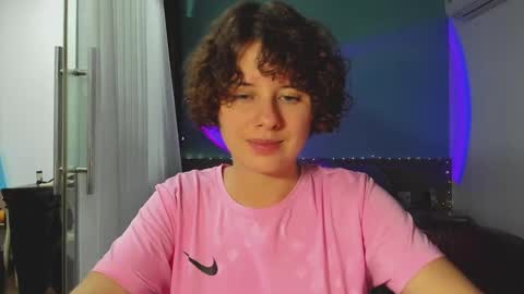 Evie online show from January 21, 2:15 pm