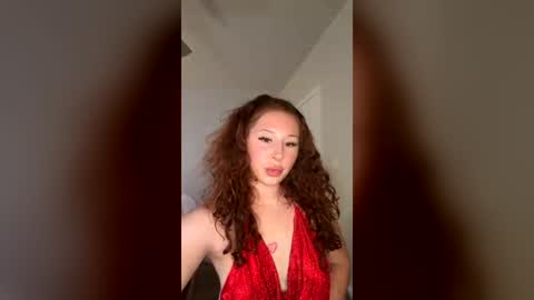 Officiallygigi online show from June 20, 4:38 am