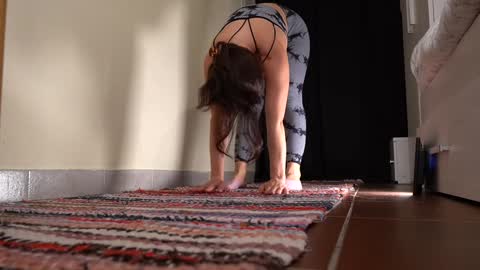 Snapshot of oh__lola chatting on December 6, 5:55 pm Lola online show from December 6, 5:55 pm