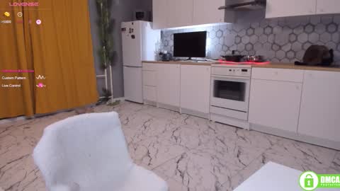 Snapshot of oh_adaline chatting on October 13, 3:20 am Adaline new account - help me get new subscribers 3 online show from October 13, 3:20 am