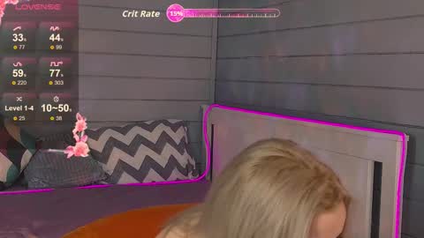 oh_my_julia online show from September 11, 10:37 am