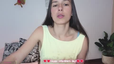 ohanna_ online show from February 15, 10:20 pm