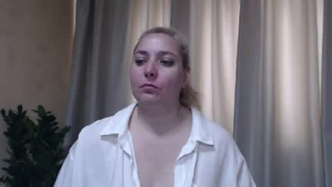 Iren online show from May 22, 5:49 am