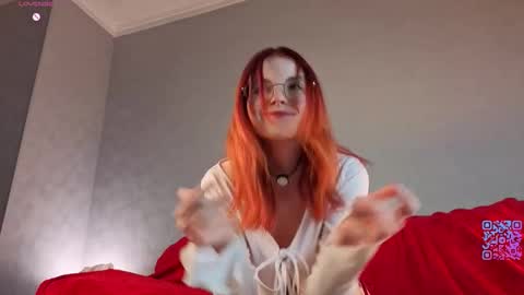 Yumi online show from March 7, 7:32 pm