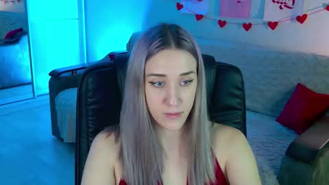 Snapshot of olivia_daze chatting on September 14, 7:23 pm olivia_daze online show from September 14, 7:23 pm