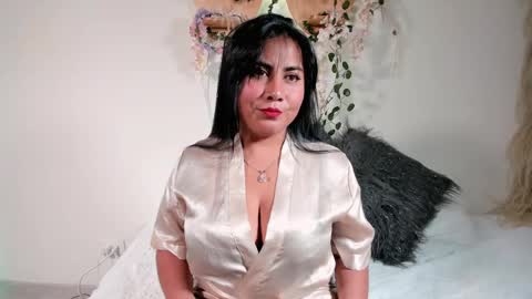 Snapshot of olivia_morrys chatting on January 29, 7:22 pm Olivia happyness online show from January 29, 7:22 pm
