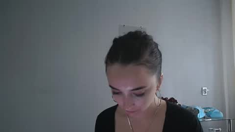 Olivia online show from October 23, 1:28 pm