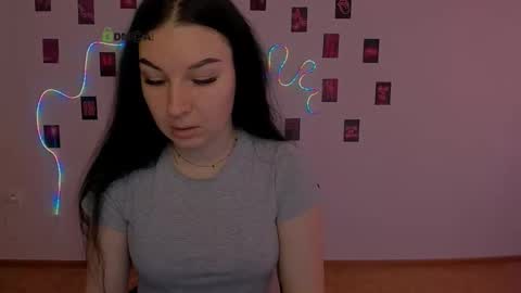 Sweet Olivia online show from March 9, 9:23 am