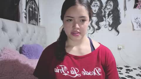 oliviabluee10 online show from March 16, 10:57 pm