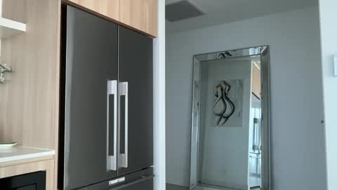 Olivia Brookes online show from October 22, 8:47 pm