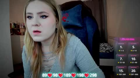 . online show from October 4, 7:25 am