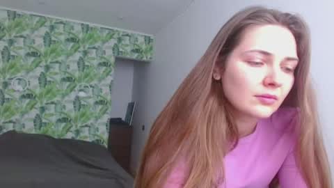 Olivia online show from April 18, 4:37 am