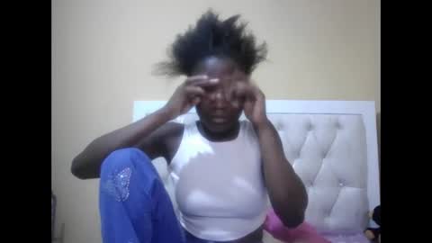 olwami4 online show from December 15, 1:55 am