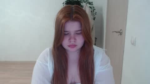  MellY  online show from April 2, 6:16 pm