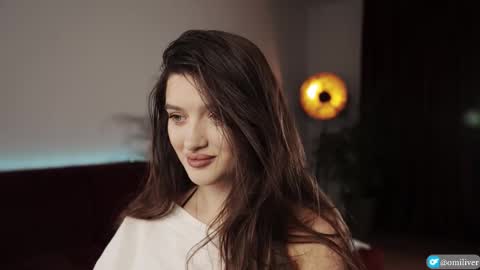 Snapshot of omiliver chatting on September 21, 5:55 pm    or    online show from September 21, 5:55 pm