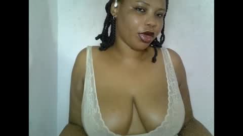 oneofdbestchubbygaloncb online show from June 16, 3:29 am