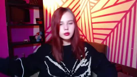 onessandra online show from November 5, 5:12 am