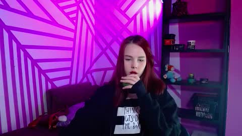 onessandra online show from September 10, 3:50 am