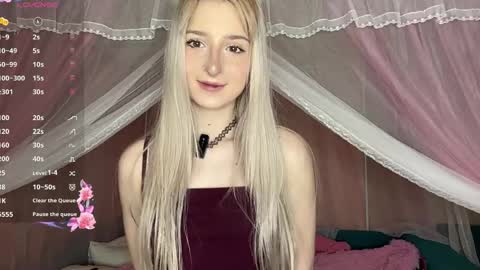 Eva online show from April 12, 8:06 am