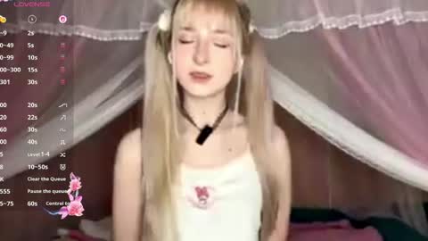 Eva online show from April 5, 8:13 am