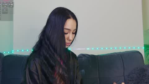 Snapshot of onlyxandra7 chatting on January 8, 9:32 am Xandra online show from January 8, 9:32 am