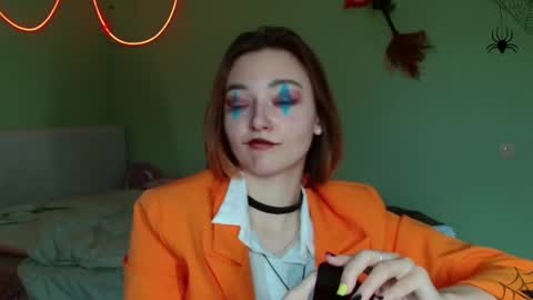 Melani  online show from October 30, 11:00 am