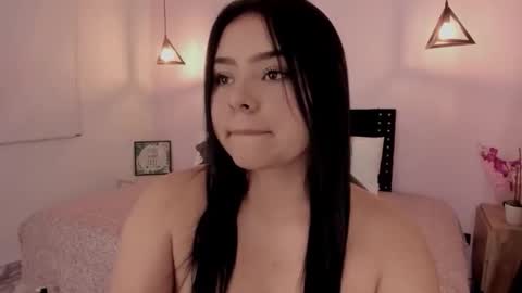 Miss Guzman  online show from October 4, 1:22 am