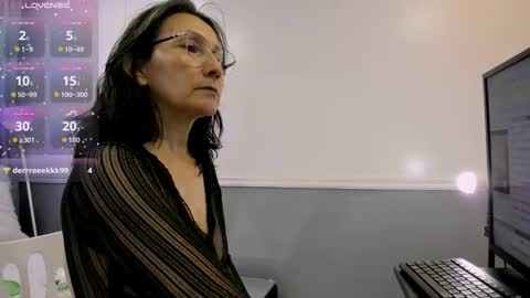 Oriana  online show from October 28, 10:43 am