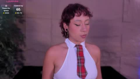 Osiriss online show from April 4, 9:57 pm