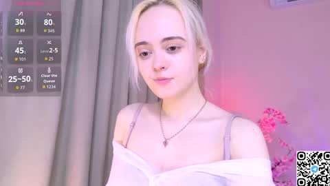 Oxcy online show from April 11, 5:35 am