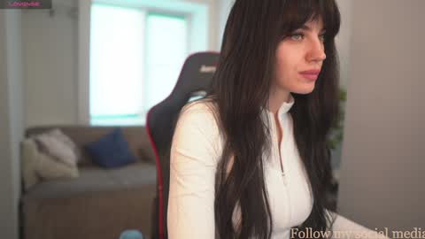 Oxana   Hi friends all my videos are 50 off check my bio online show from September 9, 12:05 pm