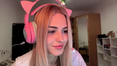 Eva online show from February 13, 12:51 pm