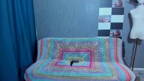 Ella online show from February 8, 1:15 pm