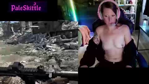 Snapshot of paleskittle chatting on September 30, 9:52 pm Pale Skittle online show from September 30, 9:52 pm