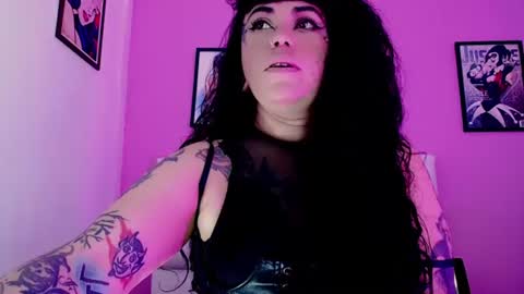 pamela_666_ online show from June 9, 6:51 pm