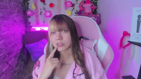 pamelajhonsom online show from December 12, 7:30 am