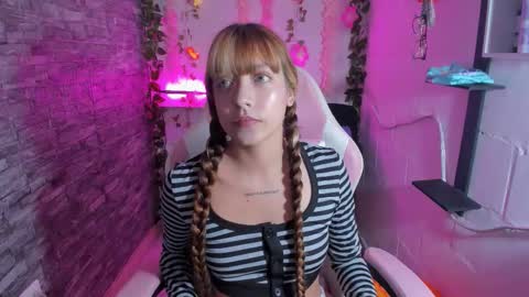 pamelajhonsom online show from October 21, 5:33 am