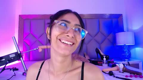 Pamela Ponce online show from February 5, 2:20 pm